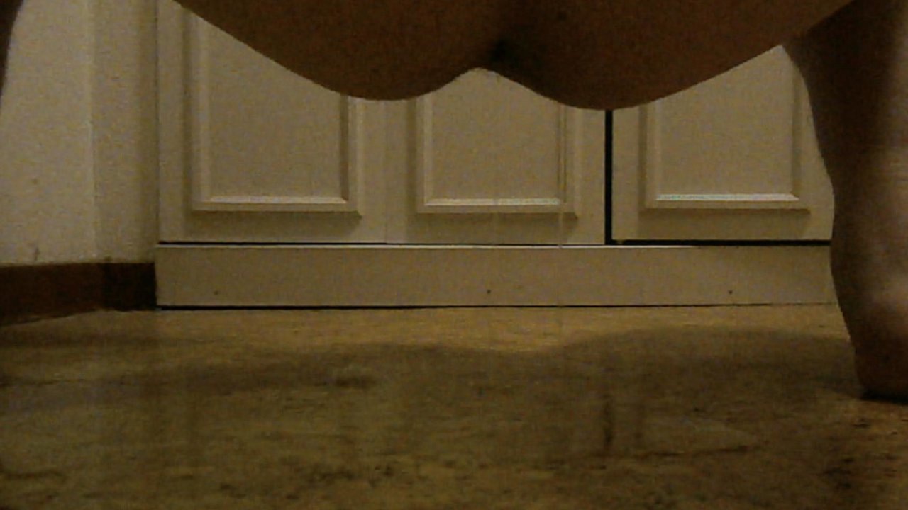 Click to play video Me sit n pee on kitchen floor - pissing porn at ThisVid tube